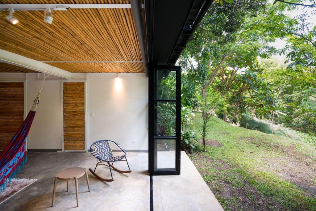 LAKE HOUSE | COLOMBIA
esa Arquitectura | Ceiling Design | Architecture | Interior Design | Bamboo Rods and Poles | Garden Connection  | biophilic design | biophilia for mental health